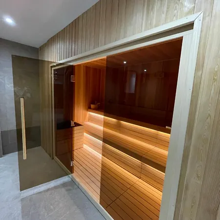 Boggi Apartman, كوباونيك