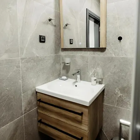 شقة Boggi Apartman,